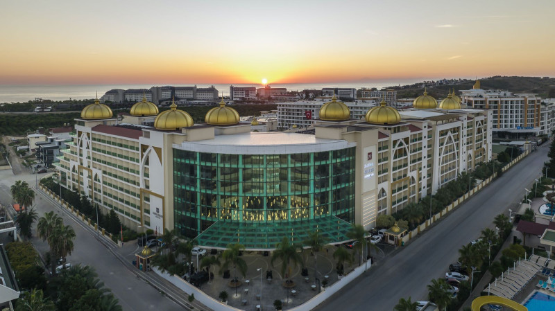 Alan Xafira Deluxe Resort & Spa