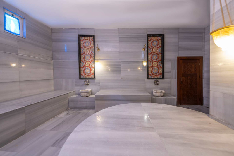 Port River Hotel & Spa