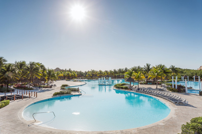 Grand Palladium Kantenah Resort & Spa