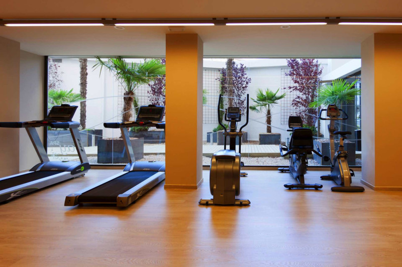 Be Live Adults Only Marivent