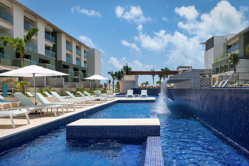 Catalonia Grand Costa Mujeres All Suites & Spa