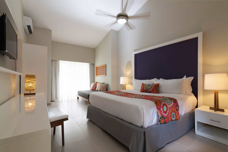 Emotions By Hodelpa Juan Dolio