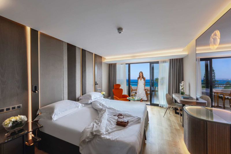 Amathus Beach Hotel