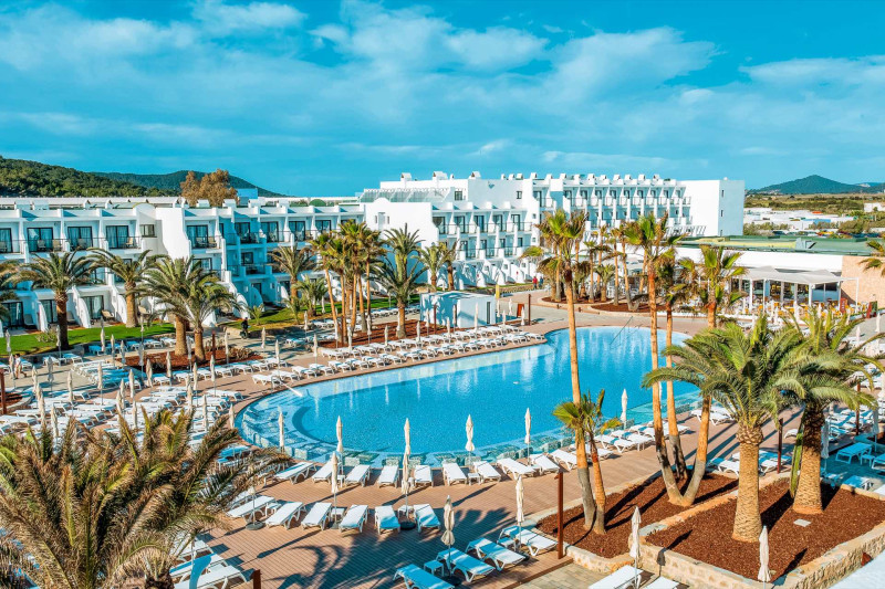 Grand Palladium White Island Resort & Spa