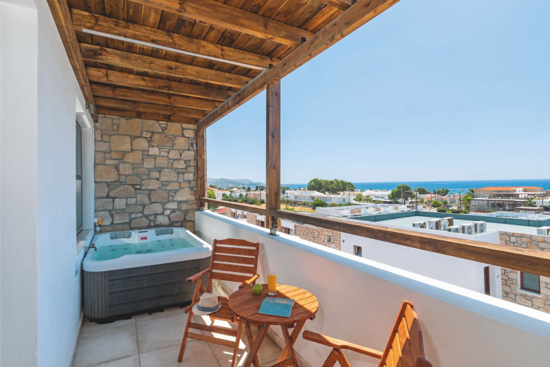 Costa Lindia Blue Star Resort & Spa