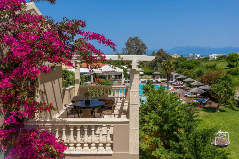 Almyros Villas Resort