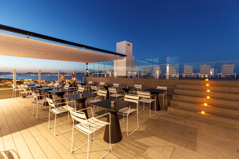 BG Tonga Tower Design Hotel & Suites