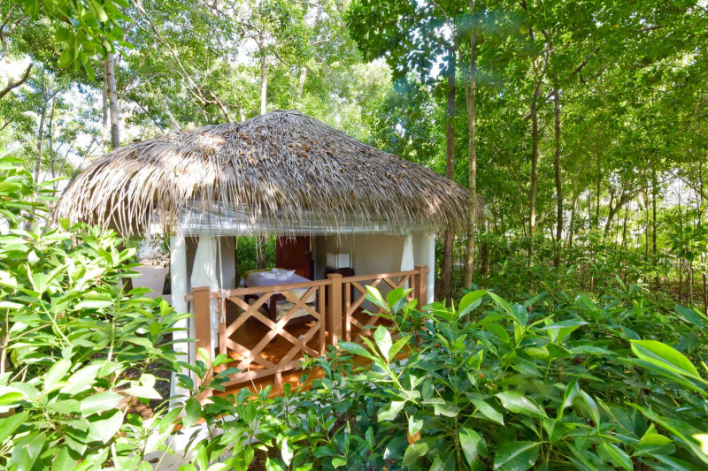 Dreamland The Unique Sea & Lake Resort