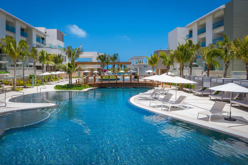 Catalonia Grand Costa Mujeres All Suites & Spa