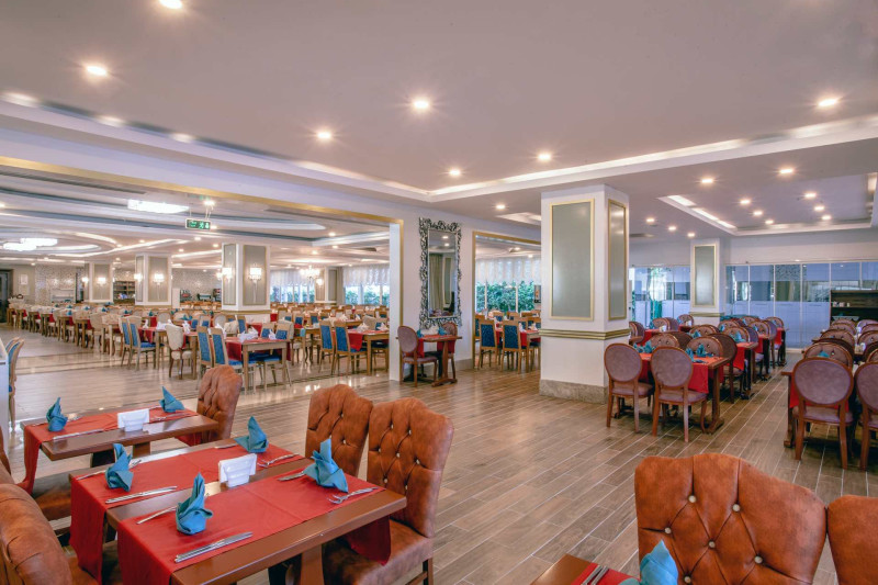 Dream World Resort & Spa