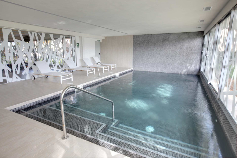 BG Tonga Tower Design Hotel & Suites