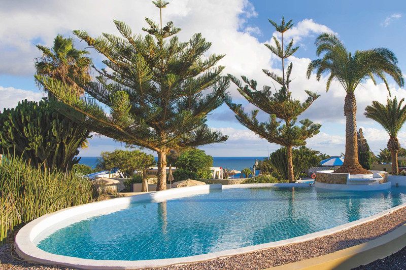 LIVVO Risco del Gato Suites