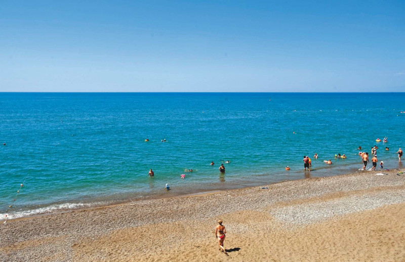 Crystal Family Comfort Collection