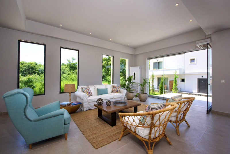 Almyros Villas Resort