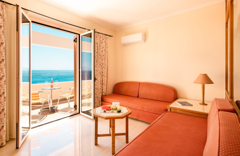 Canvas by Mitsis Family Village