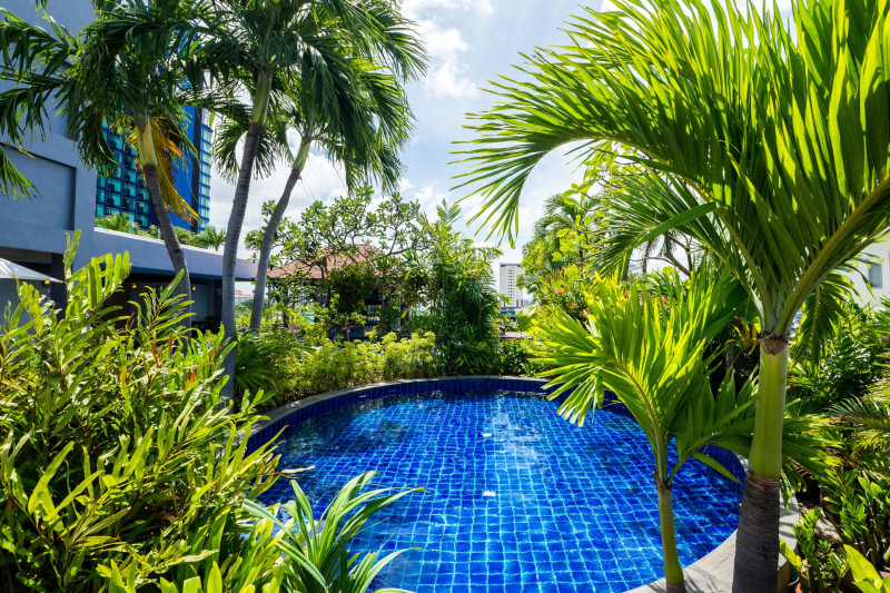 Sunshine Vista Hotel