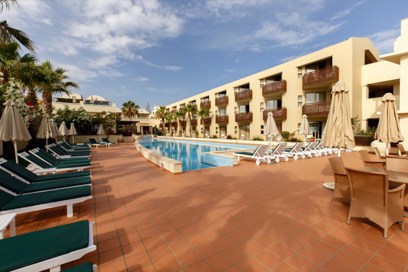 Giannoulis Santa Marina Plaza