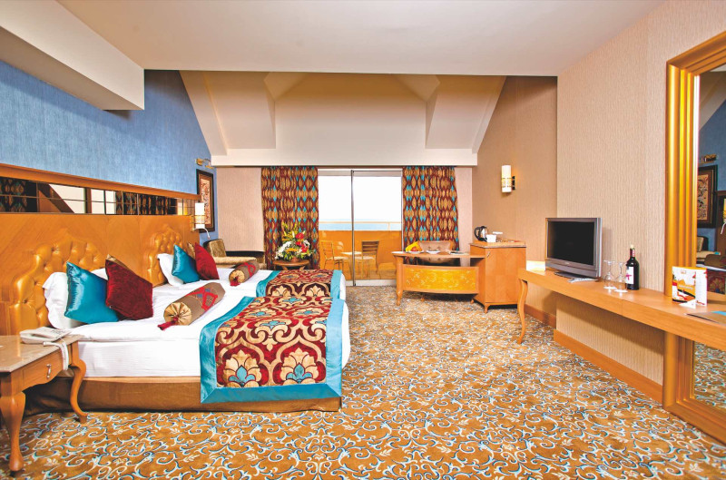 Royal Holiday Palace