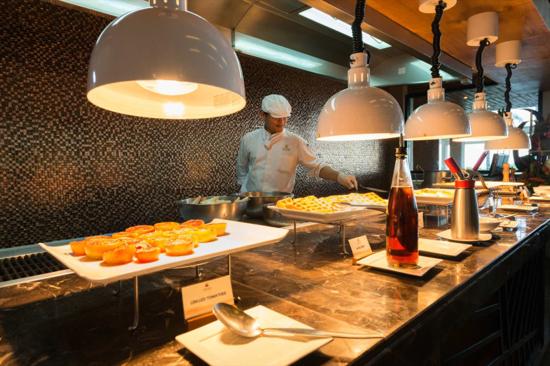 Katathani Phuket Beach Resort