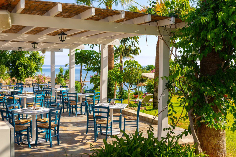 Crystal Springs Beach Hotel