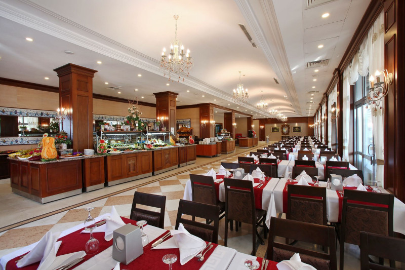 Cactus Paradise Beach Club