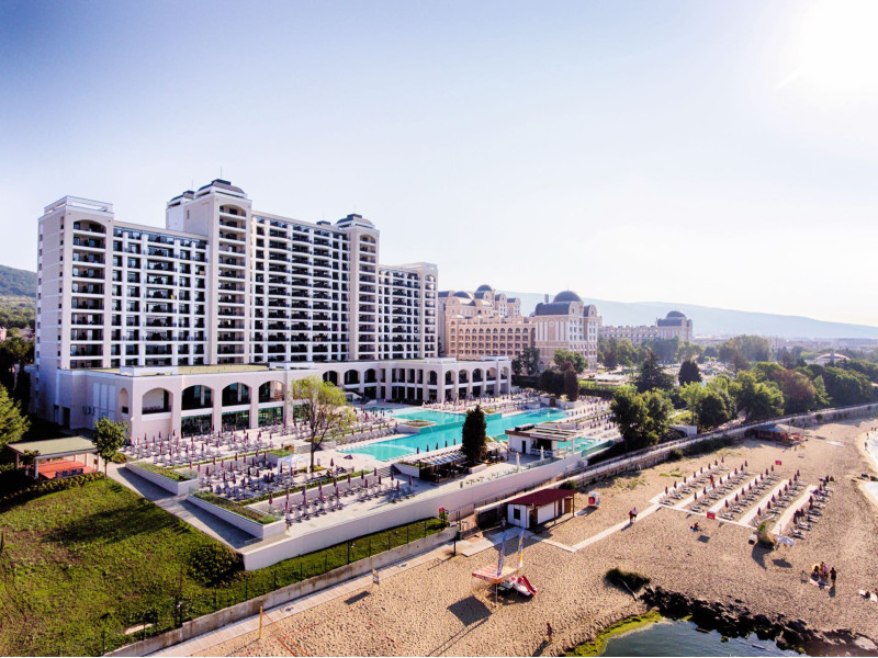 Secrets Sunny Beach Resort