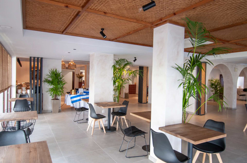 Costa Lindia Blue Star Resort & Spa