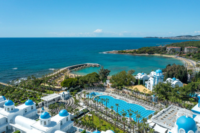 Rubi Platinum Spa Resort & Suites