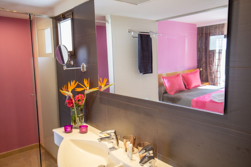 R2 Romantic Fantasia Suites