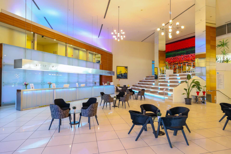 Crystal Centro Pearl Collection