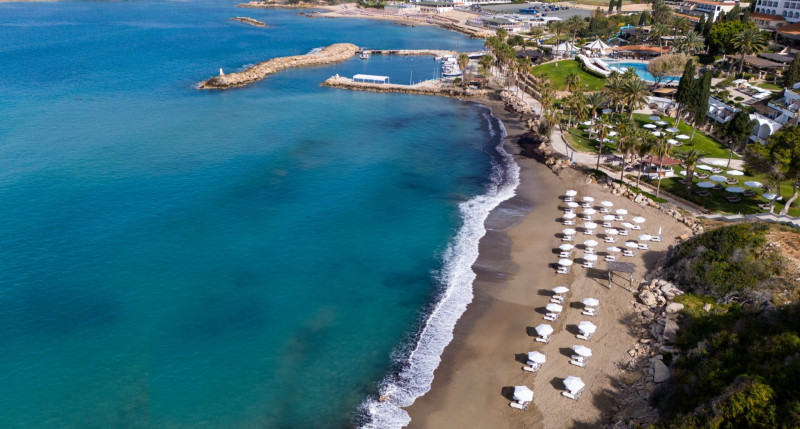 Coral Beach Hotel & Resort