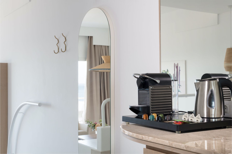 Plus Fariones Suite Hotel