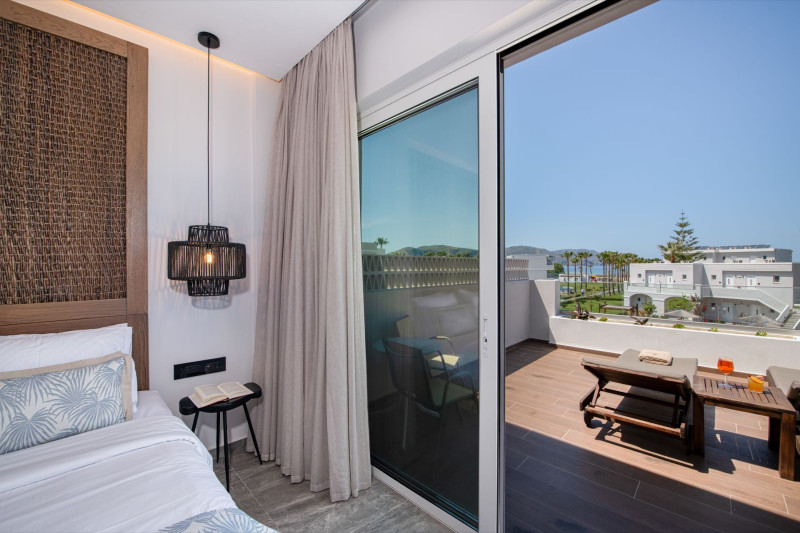 Delfina Tropic Beach