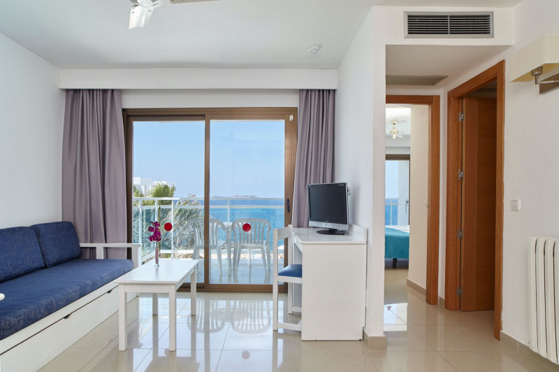 Nereida-Ibiza Aparthotel