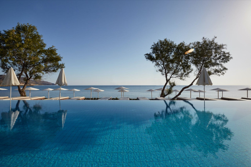 Giannoulis Grand Bay Beach Resort