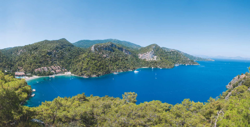 Hillside Beach Club