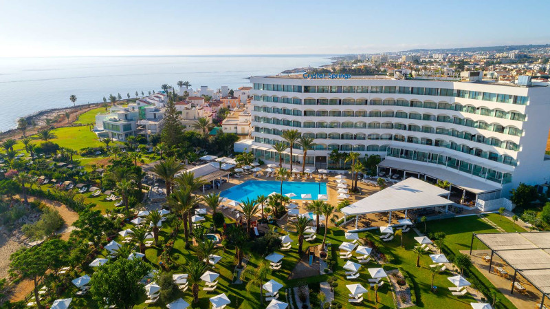 Crystal Springs Beach Hotel