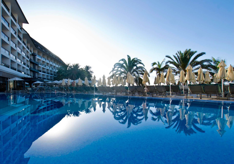 Don Gregory by Dunas