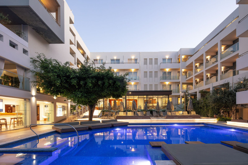 Atrium Ambiance