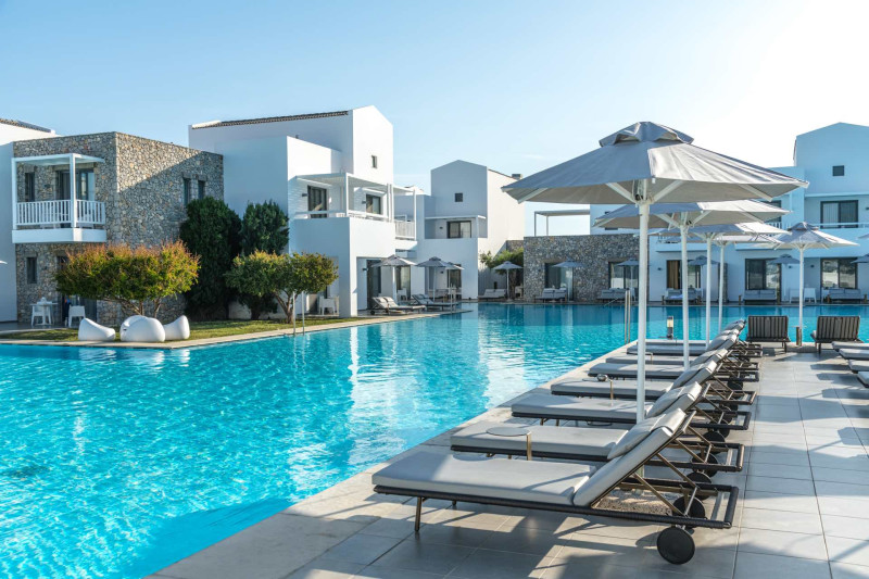 Diamond Deluxe Hotel