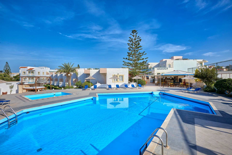 Klio Aparthotel