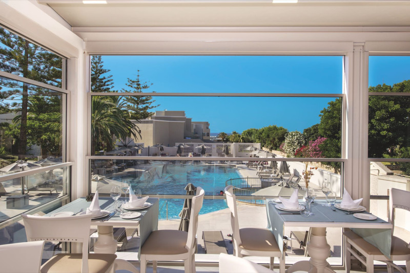 Vantaris Luxury Beach Resort