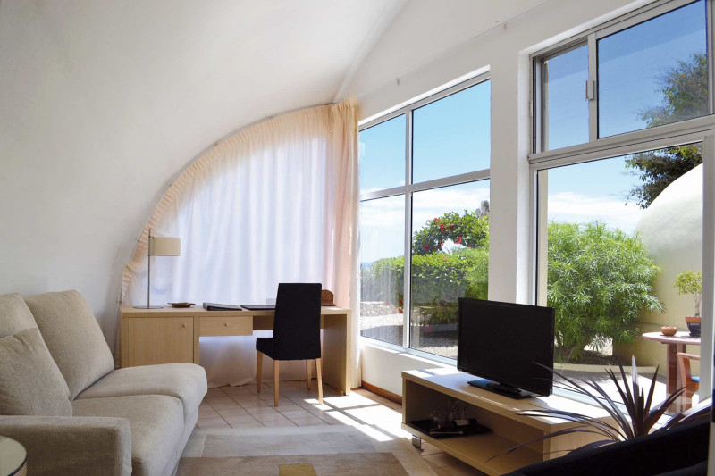 LIVVO Risco del Gato Suites