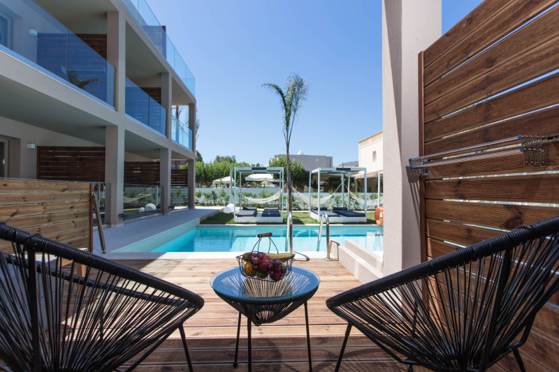 Epos Luxury Beach Hotel