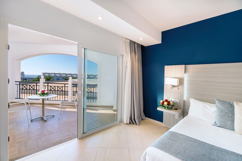 Royal Palm Resort & Spa