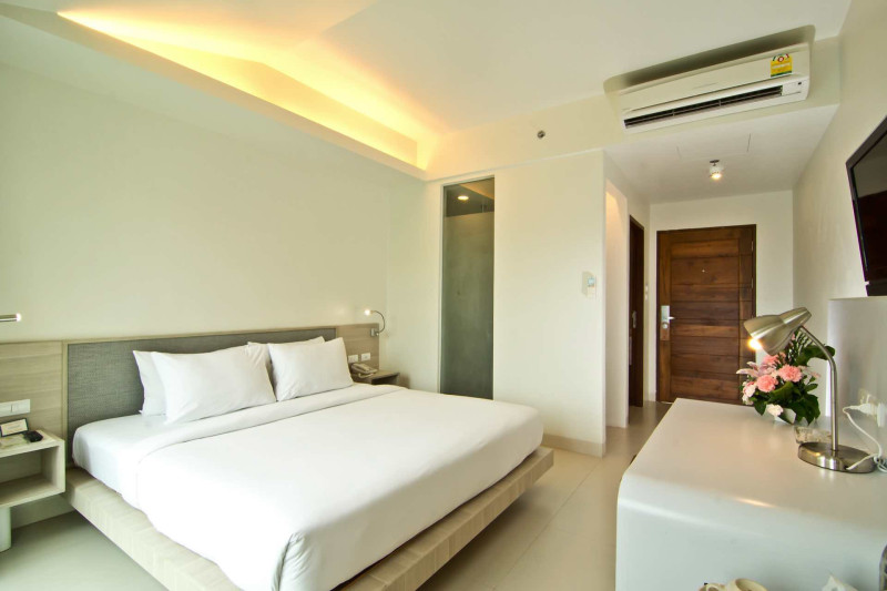 Sunshine Hotel & Residence