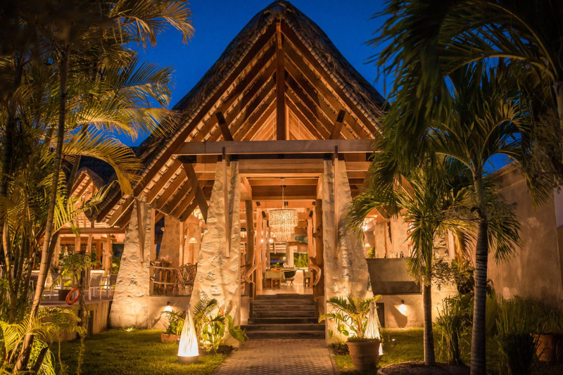 Les Laurier Eco Hotel
