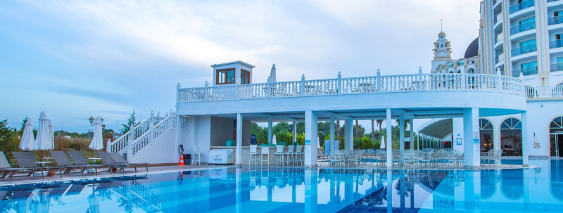 J'adore Deluxe Hotel & Spa