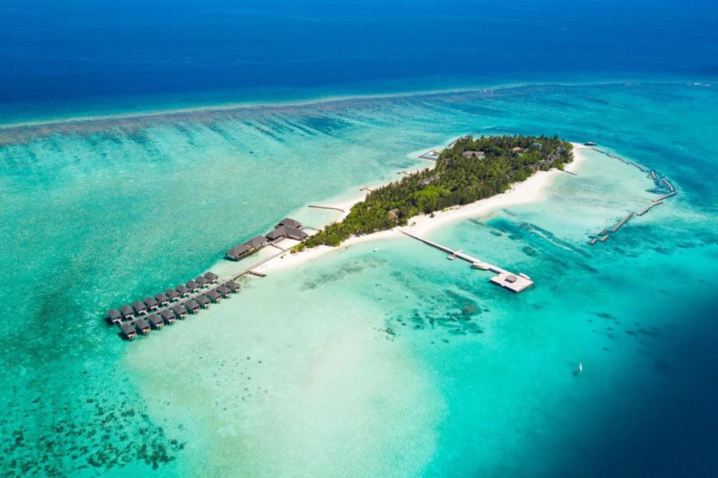 Summer Island Maldives Resort