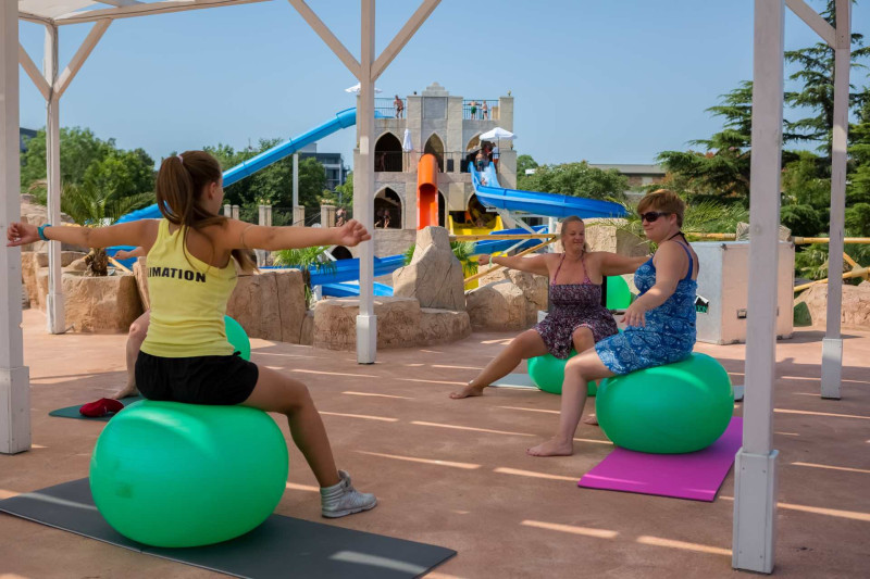 DIT Evrika Beach Club Hotel